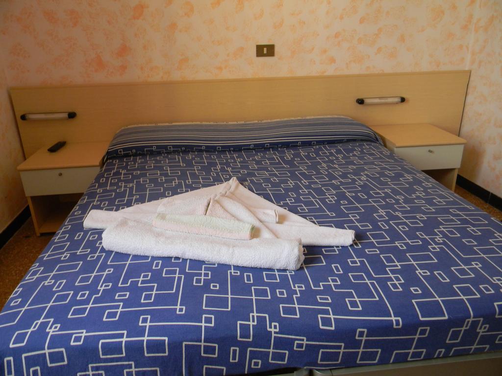 Vecchie Mura Varazze Bilik gambar